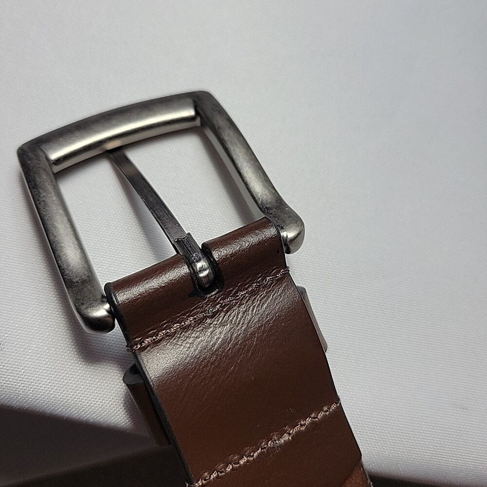 Wide Leather Women’s 1.5 inch wide Dark brown belt size M NEW Classic Staple - Picture 3 of 7